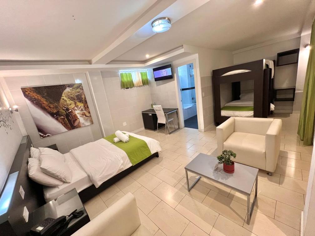 Destiny Hotel بانيوس المظهر الخارجي الصورة