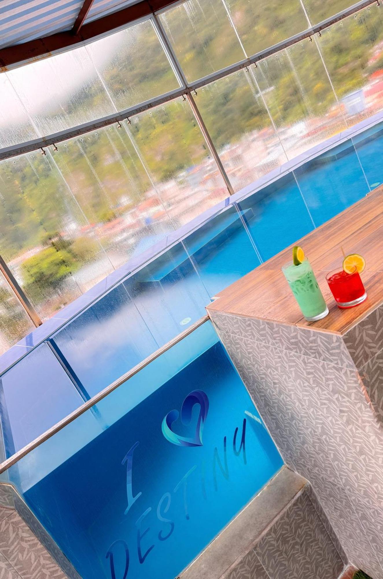 Destiny Hotel بانيوس المظهر الخارجي الصورة